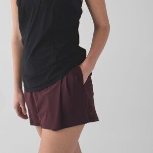 NEW Lululemon &go City Skort Bordeaux Drama size 2